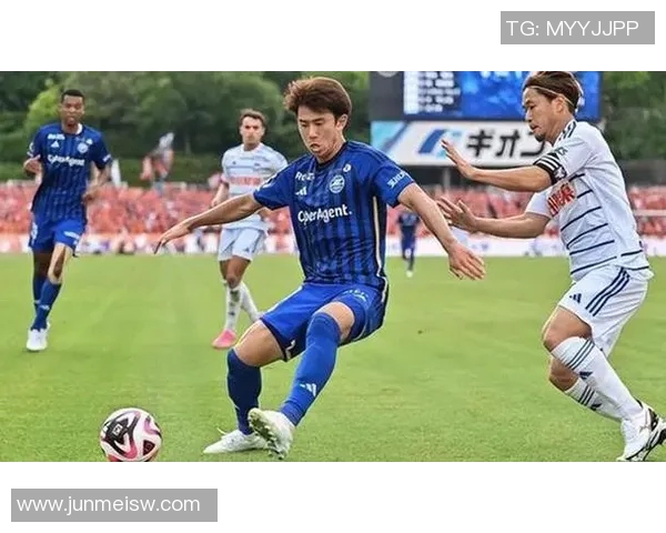 日本足球球星矮小身材如何突破高度限制成就职业生涯