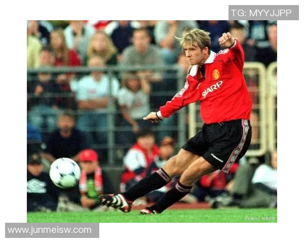 贝克汉姆足球球星卡通形象展现激情与魅力的运动风采 贝克汉姆足球球星卡通形象展现激情与魅力的运动风采